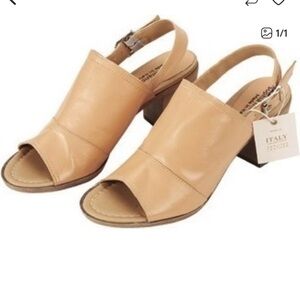 Tan Leather Sandals